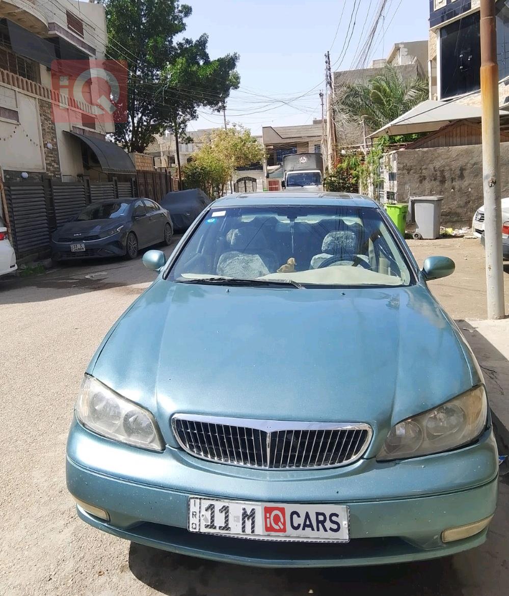 نيسان ماكسيما